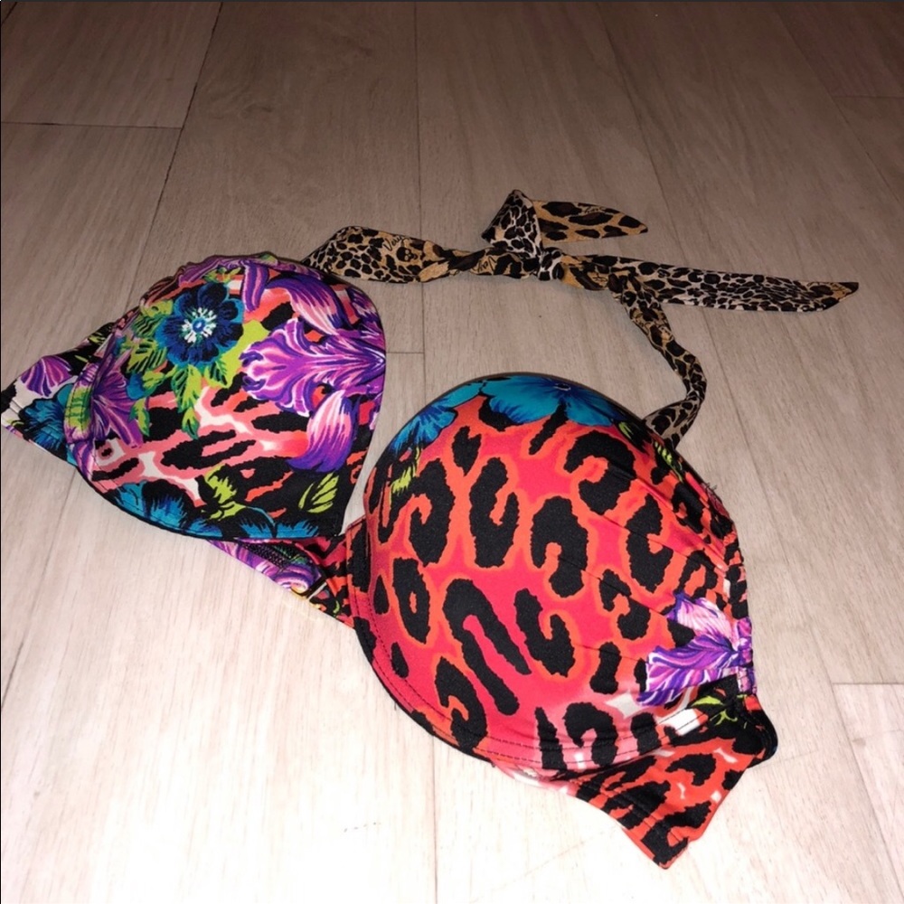 Victoria Secret Very Sexy swim top